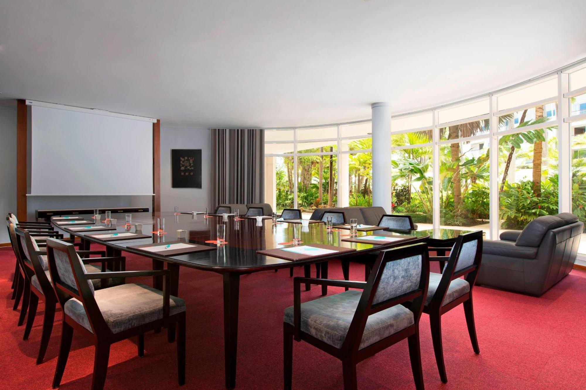 เลอ เมริเดียน นูเมีย รีสอร์ต แอนด์ สปา Hotel ภายนอก รูปภาพ